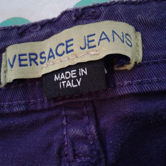 ๐ผ๐ Versace Purple Denim Capris ๐ฏ% Authentic ๐ - Picture 5 of 6